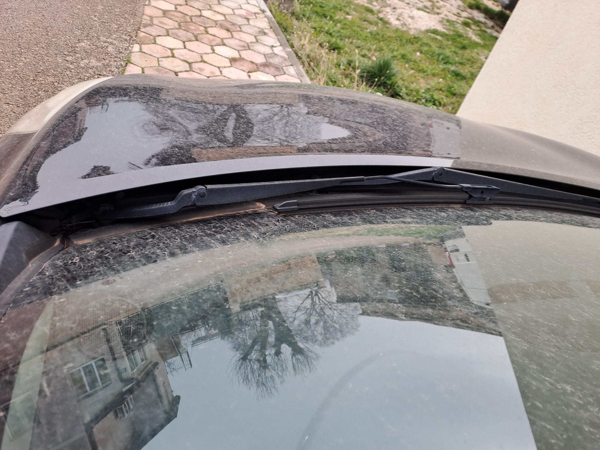 EVO ZAŠTO VAM JE PRLJAV AUTO Afrički pijesak iz Sahare kišama stigao u Istru